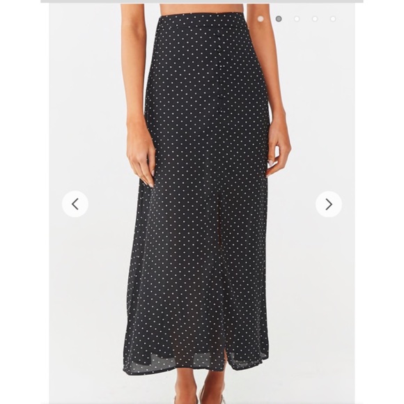 💚 NWOT FOREVER 21 Polka Dot Maxi Skirt - Picture 2 of 6